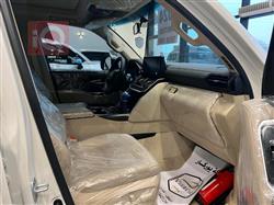 تۆیۆتا لاند کروزەر